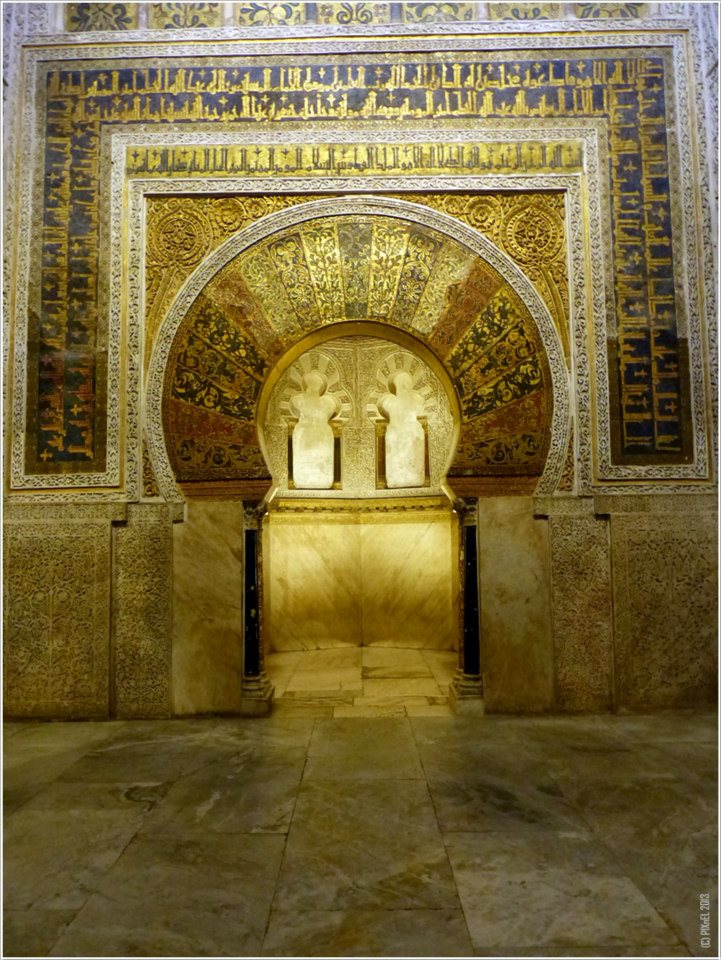 733879_10151417186328953_1792477261_n